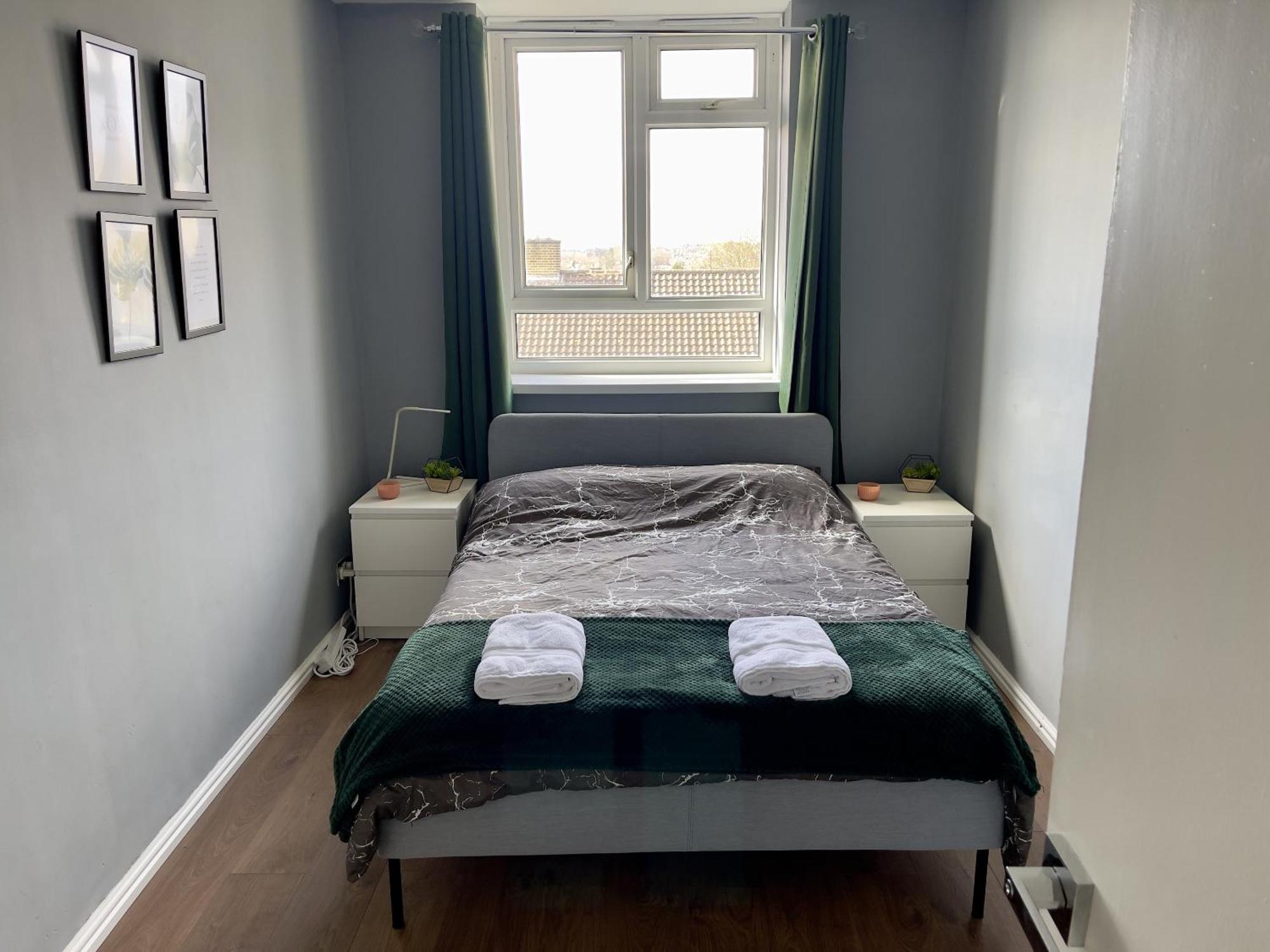 Beautiful 3-Bed Apartment At Swiss Cottage Лондон Екстер'єр фото